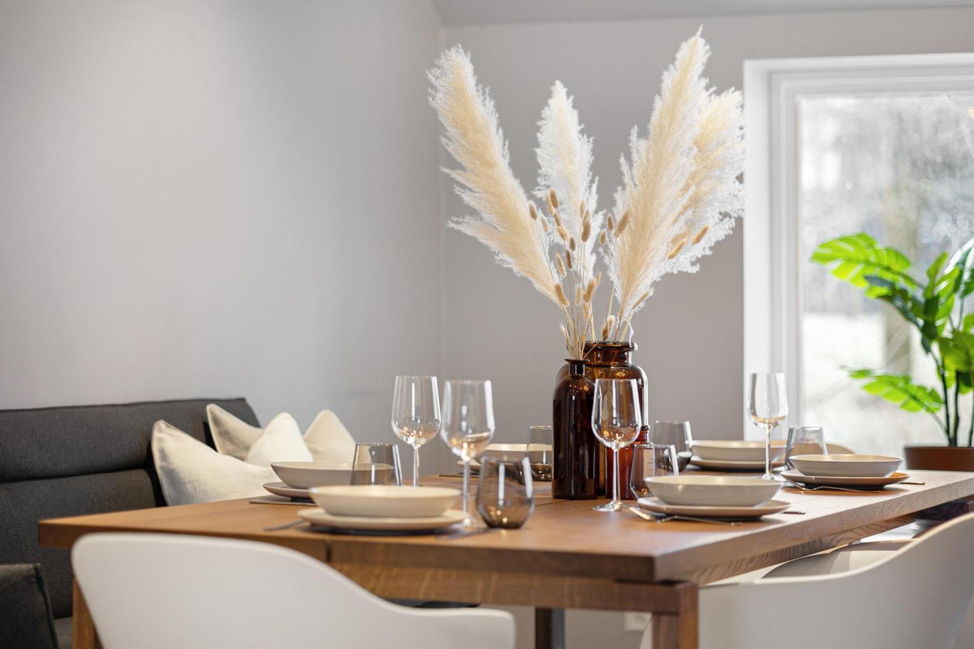 Homerentals L 120Sqm Mid-Central - King Beds - 500Mbps Wi-Fi Bergen Bagian luar foto