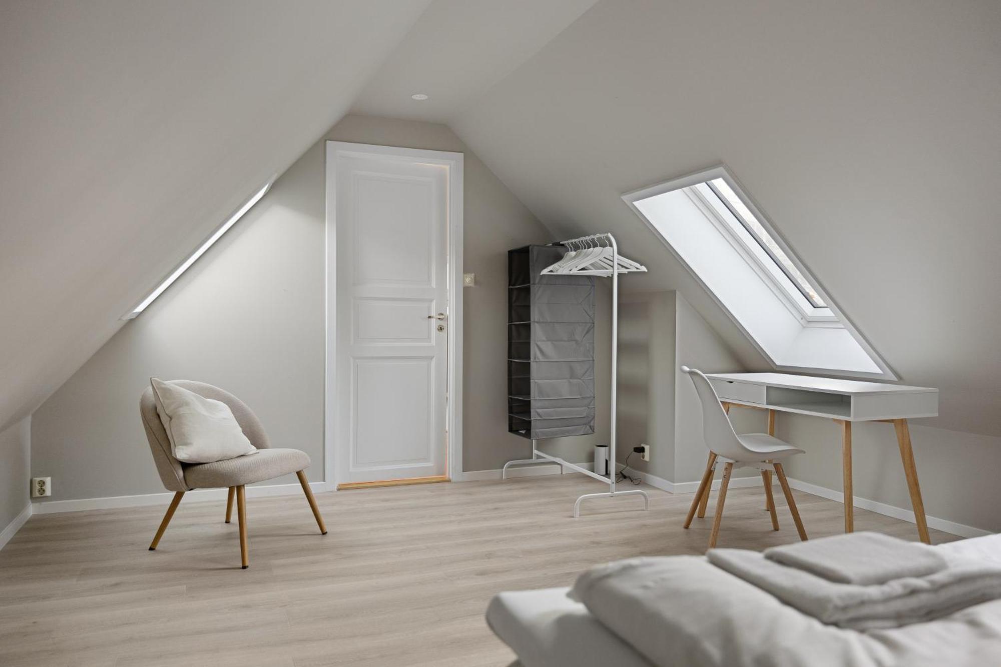 Homerentals L 120Sqm Mid-Central - King Beds - 500Mbps Wi-Fi Bergen Bagian luar foto